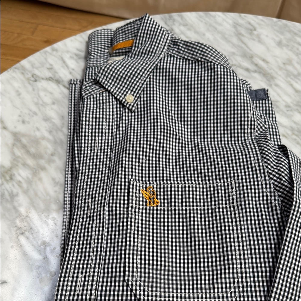 California Dream Who.A.U vintage checkered button down boys top